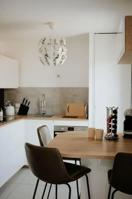Spacieux Appart T3+Terrasse Εξ Λε Μπαν